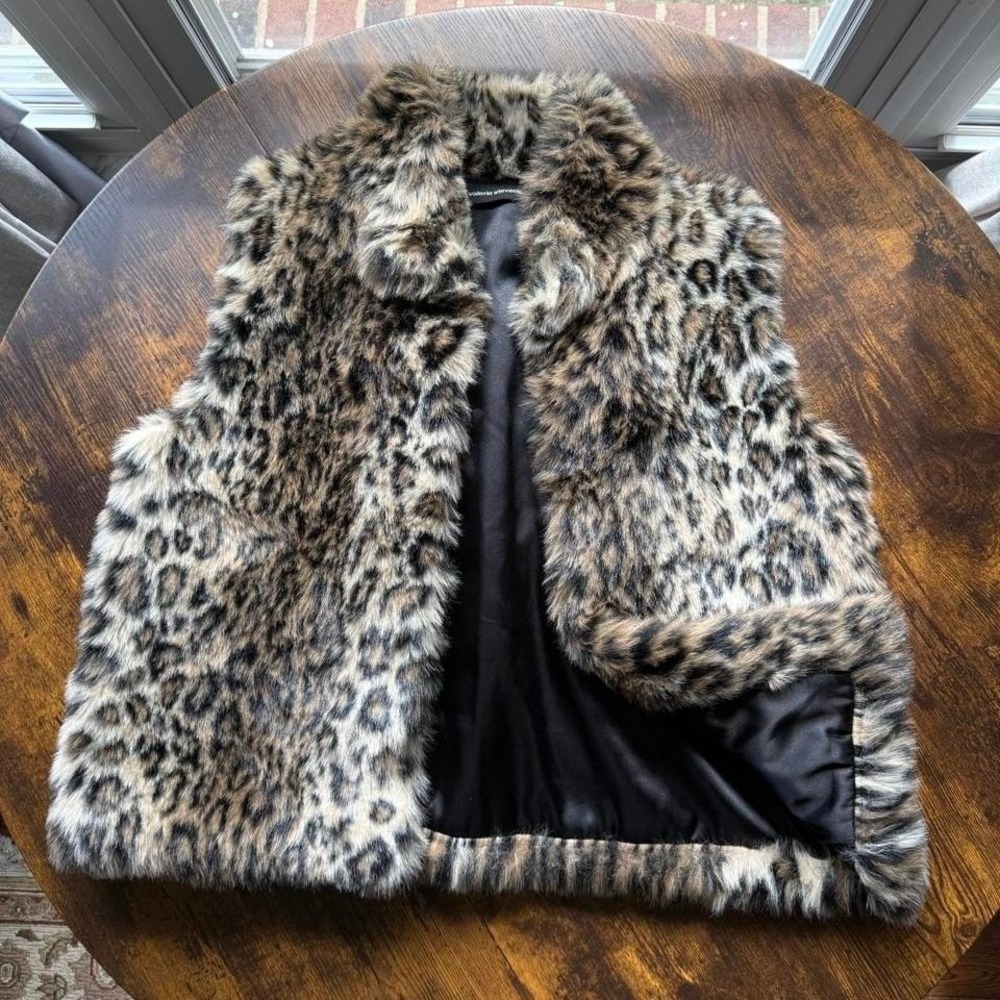 Valerie Stevens Women's Faux Fur Leopard Print Vest Size L/XL